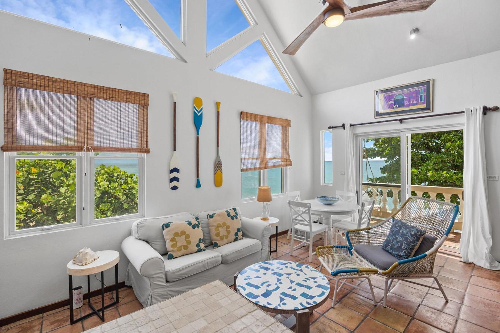 Tres Sirenas Beach Inn Rincón Exteriör bild